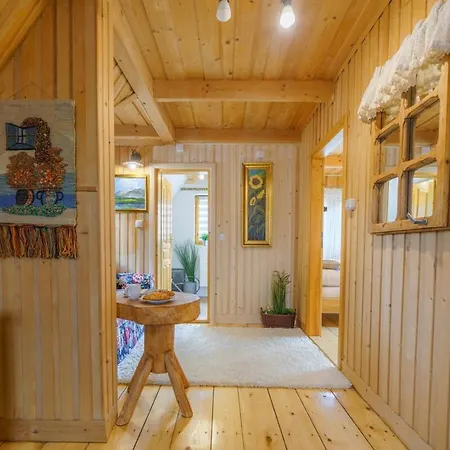 Nyaraló Aleksandra *