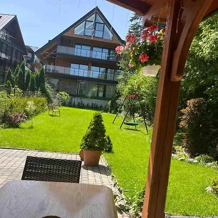 Nyaraló Aleksandra *